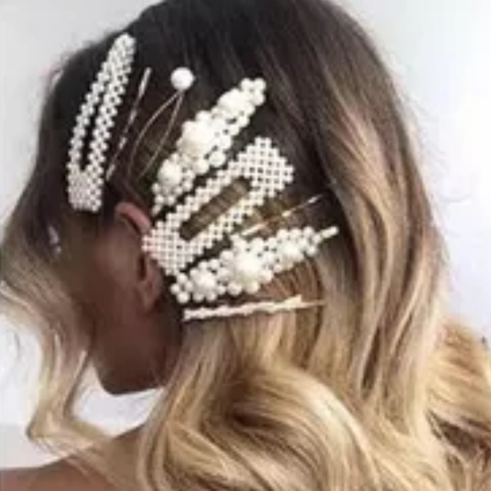 3 Statement hair pins (pearls and mix colors)